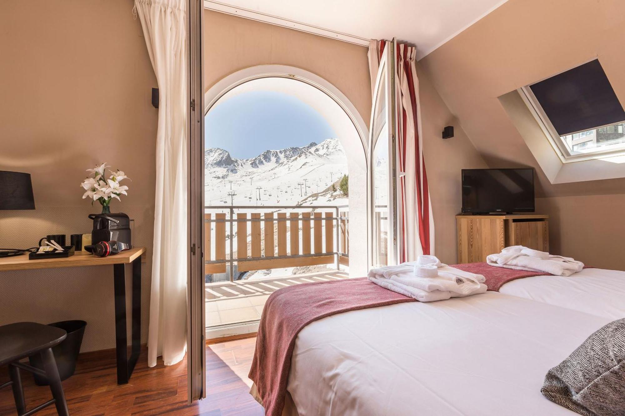 Hotel Grand Pas Pas De La Casa Eksteriør bilde