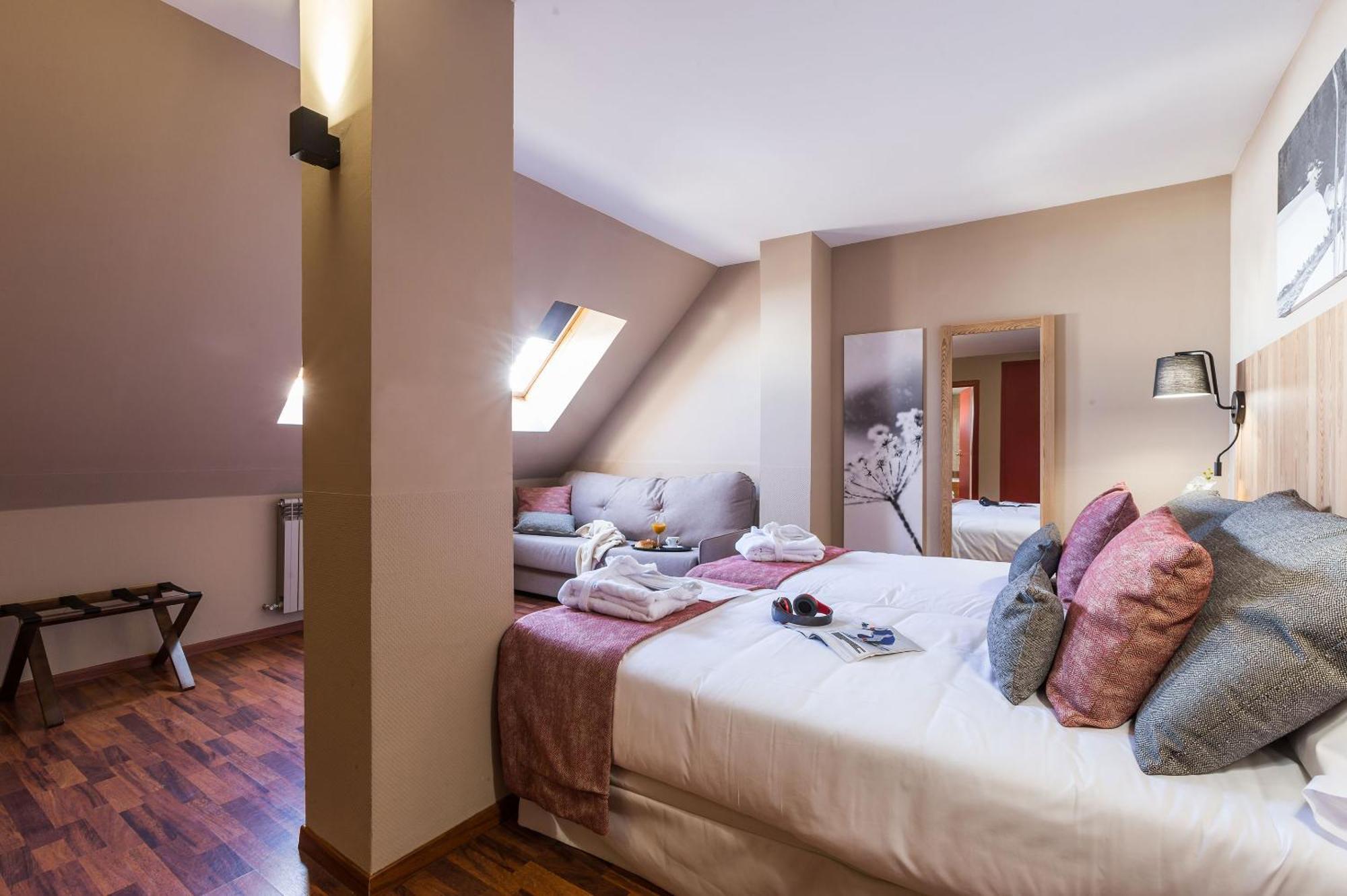 Hotel Grand Pas Pas De La Casa Eksteriør bilde